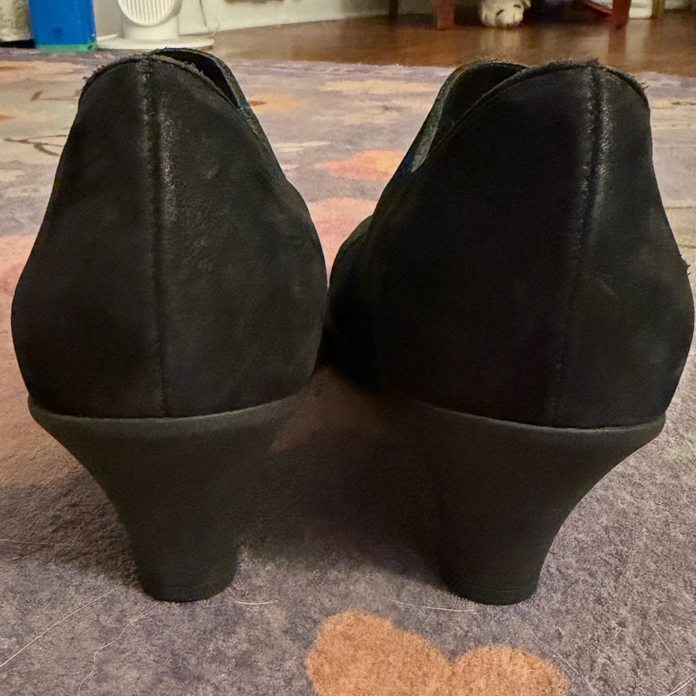 Arche #252231 Nubuck Maryjane Pumps🖤 - Picture 3 of 5